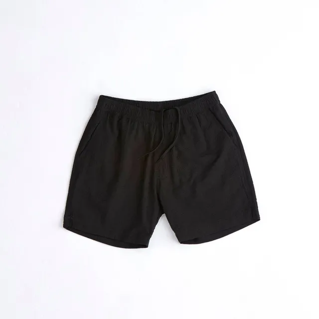arniko-rishi-shorts-schwarz-seersucker-bio image 1
