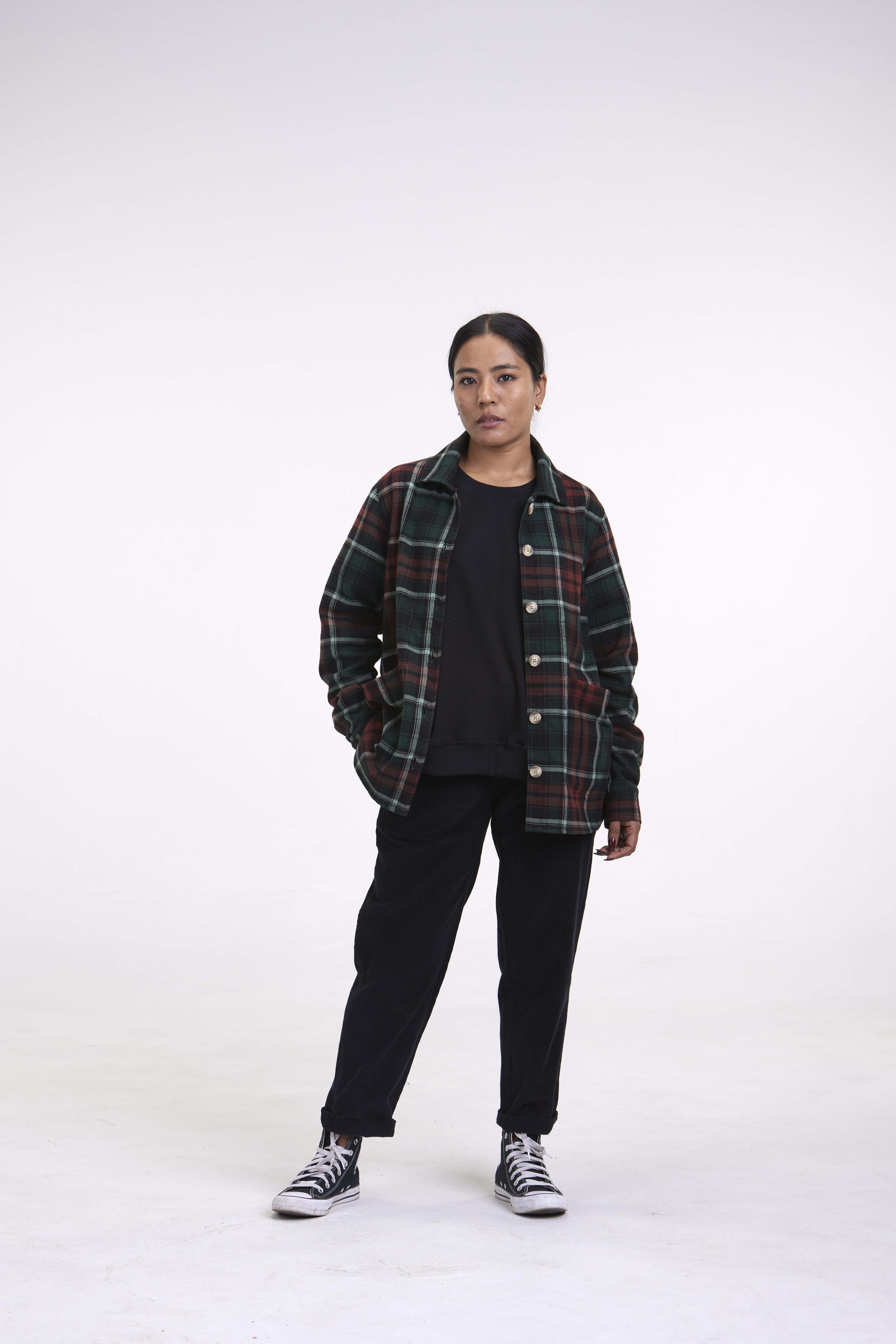 arniko-lisa-t-shirt-schwarz-damen-baumwolle image 3