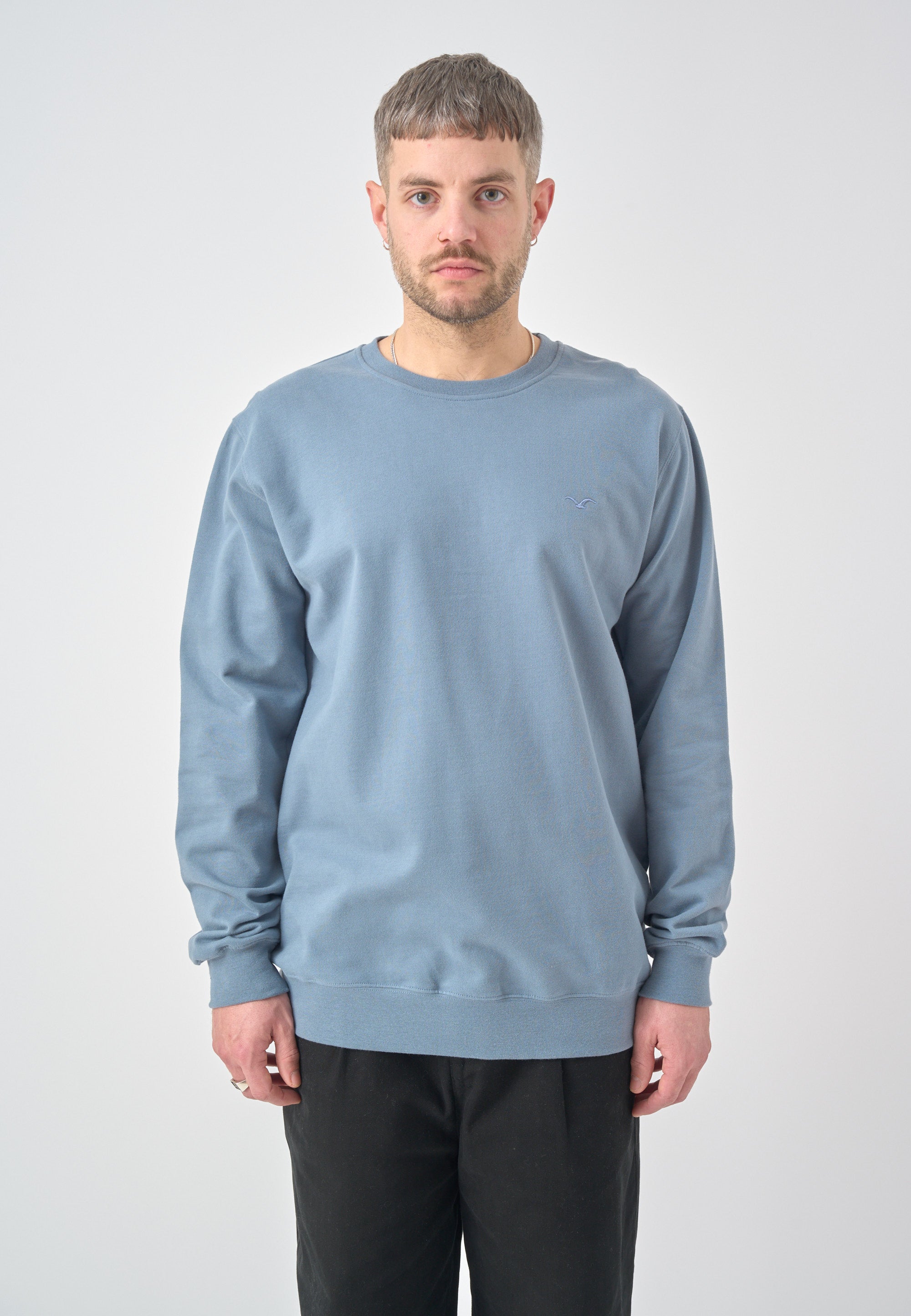 cleptomanicx-ligull-regular-crewneck-pullover-bio-baumwolle image 3