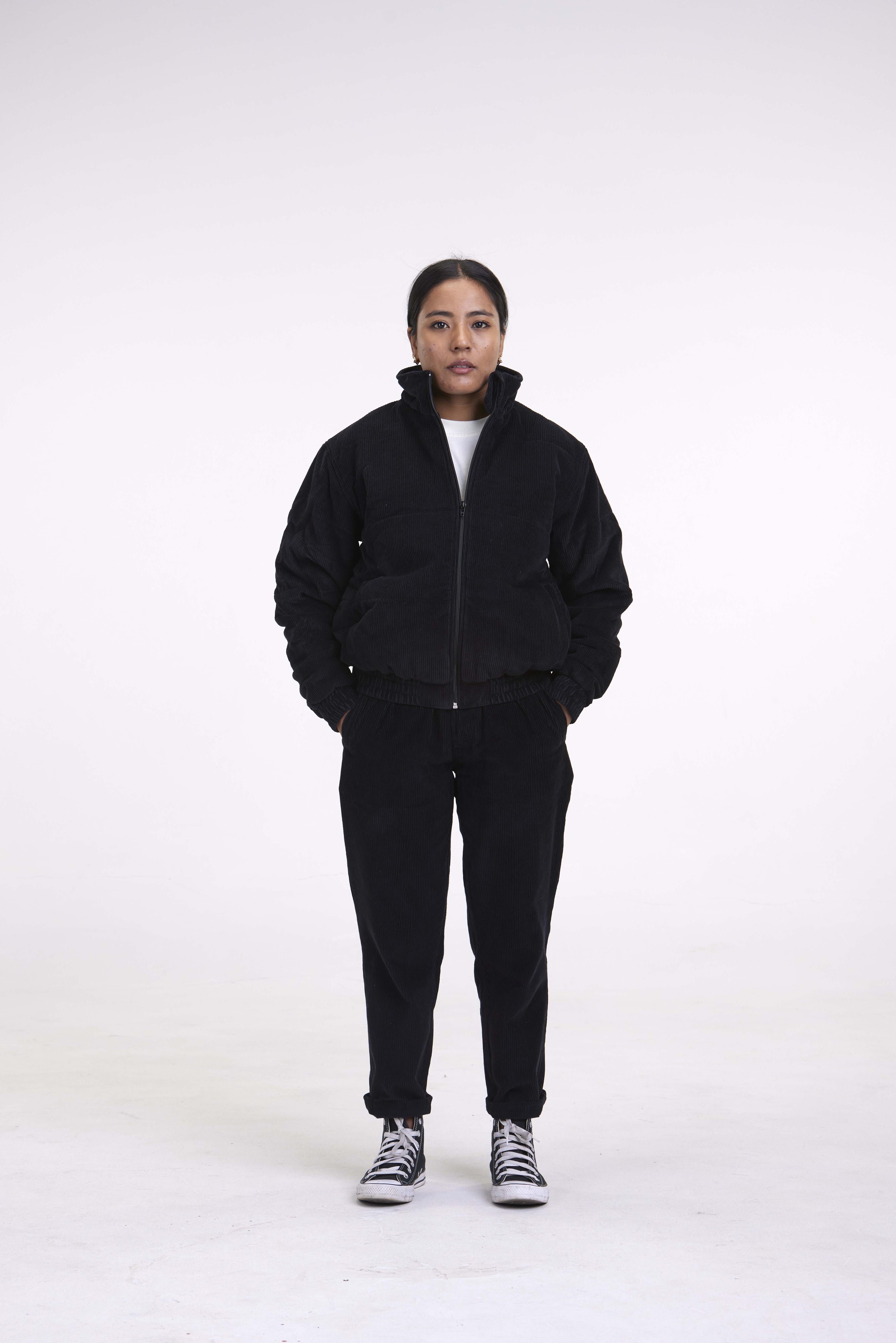 arniko-rubey-black-corduroy-jacke-schwarz-wattiert image 4