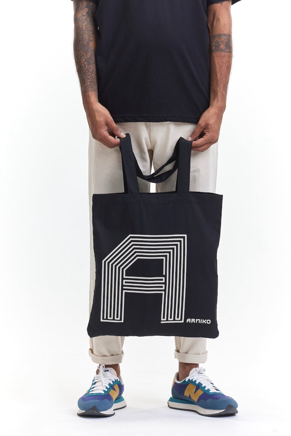 arniko-maze-print-black-tote-bag-schwarz-baumwolle image 2