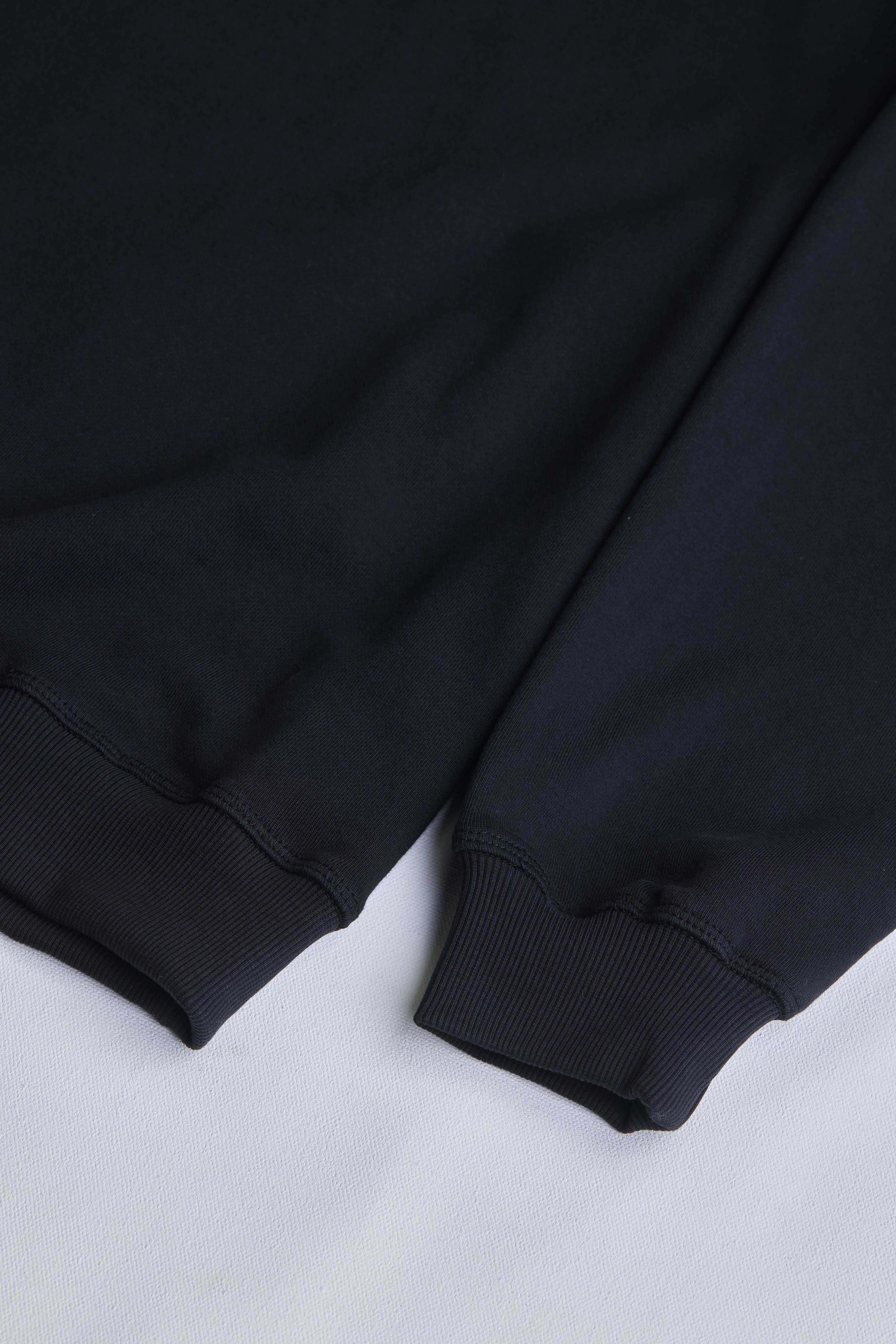 arniko-club-black-pullover-bio-baumwolle-r-ckenprint image 3