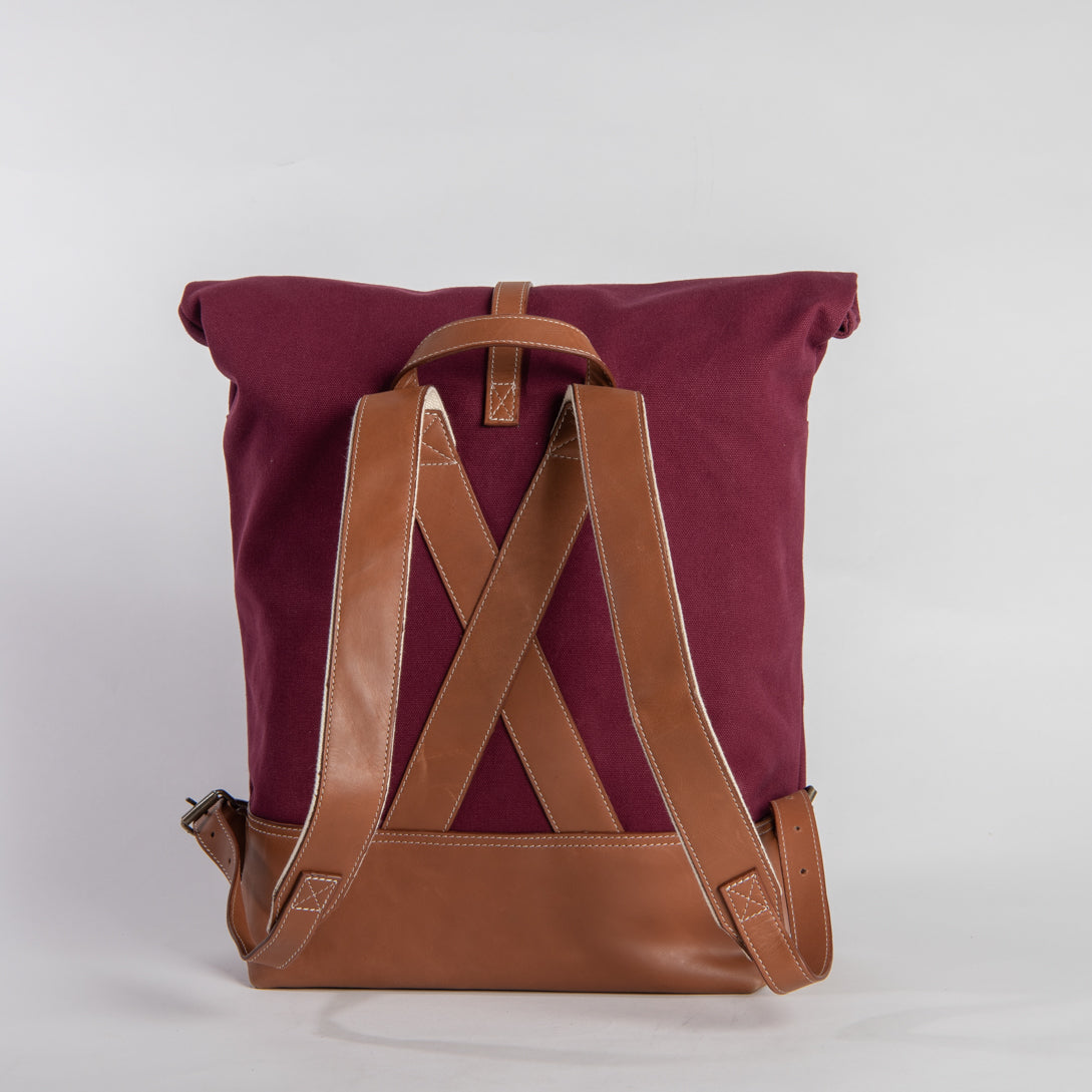 arniko-roll-up-rucksack-unisex-burgundy-15-zoll image 2