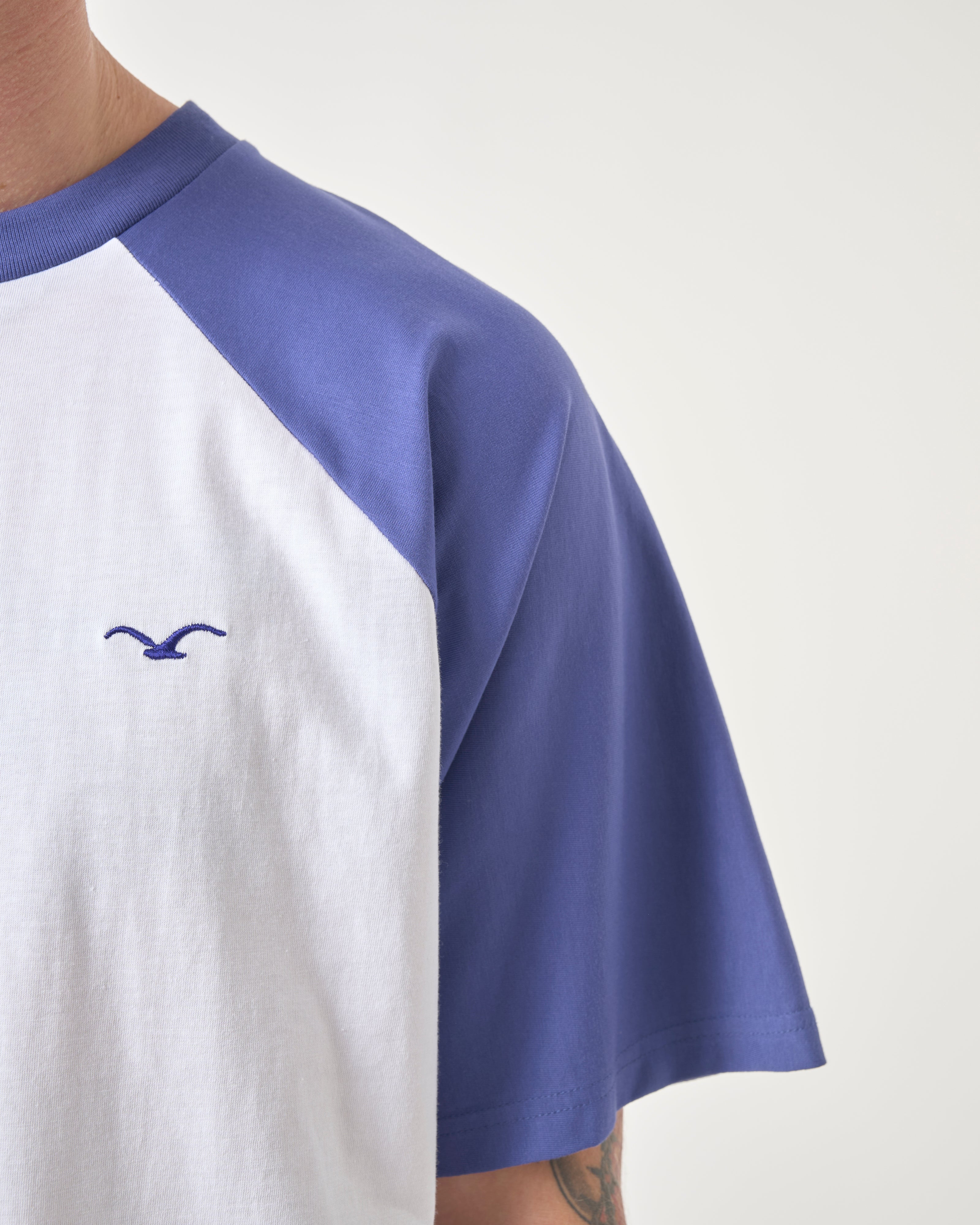 cleptomanicx-boxy-tee-ligull-college-t-shirt-stick image 5