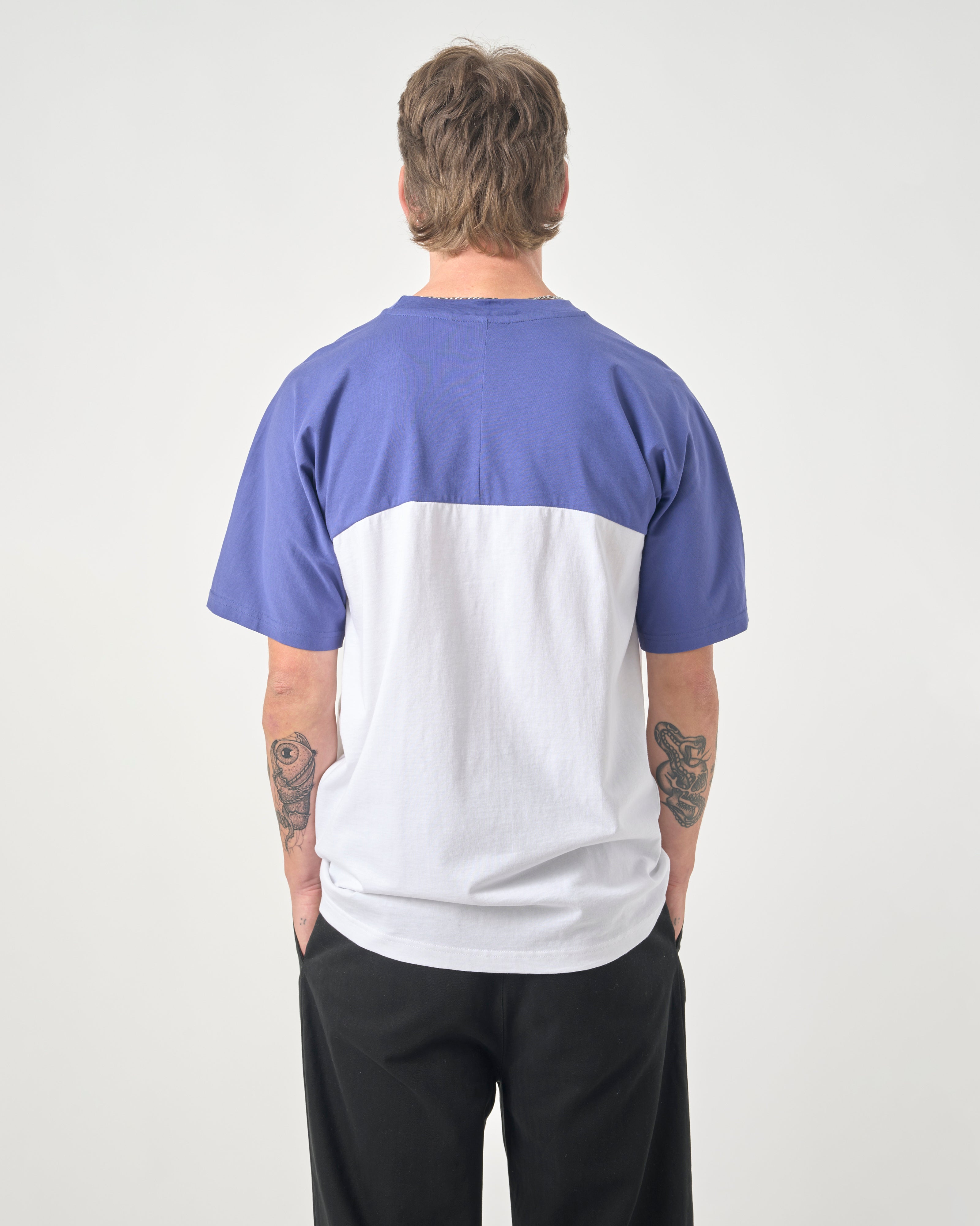 cleptomanicx-boxy-tee-ligull-college-t-shirt-stick image 4