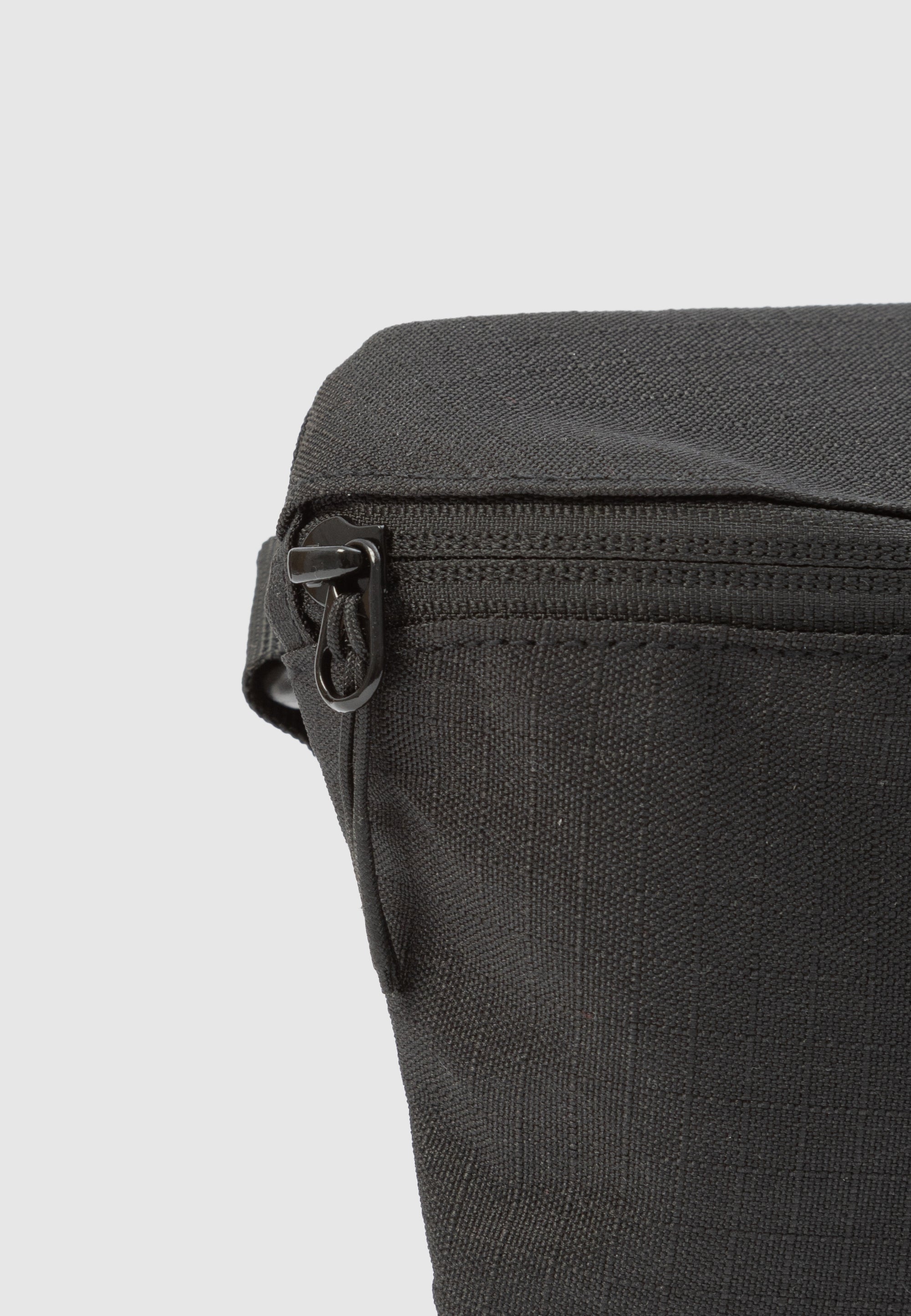 cleptomanicx-tap-classic-hipbag-bauchtasche-os-2-5l-polyester image 7