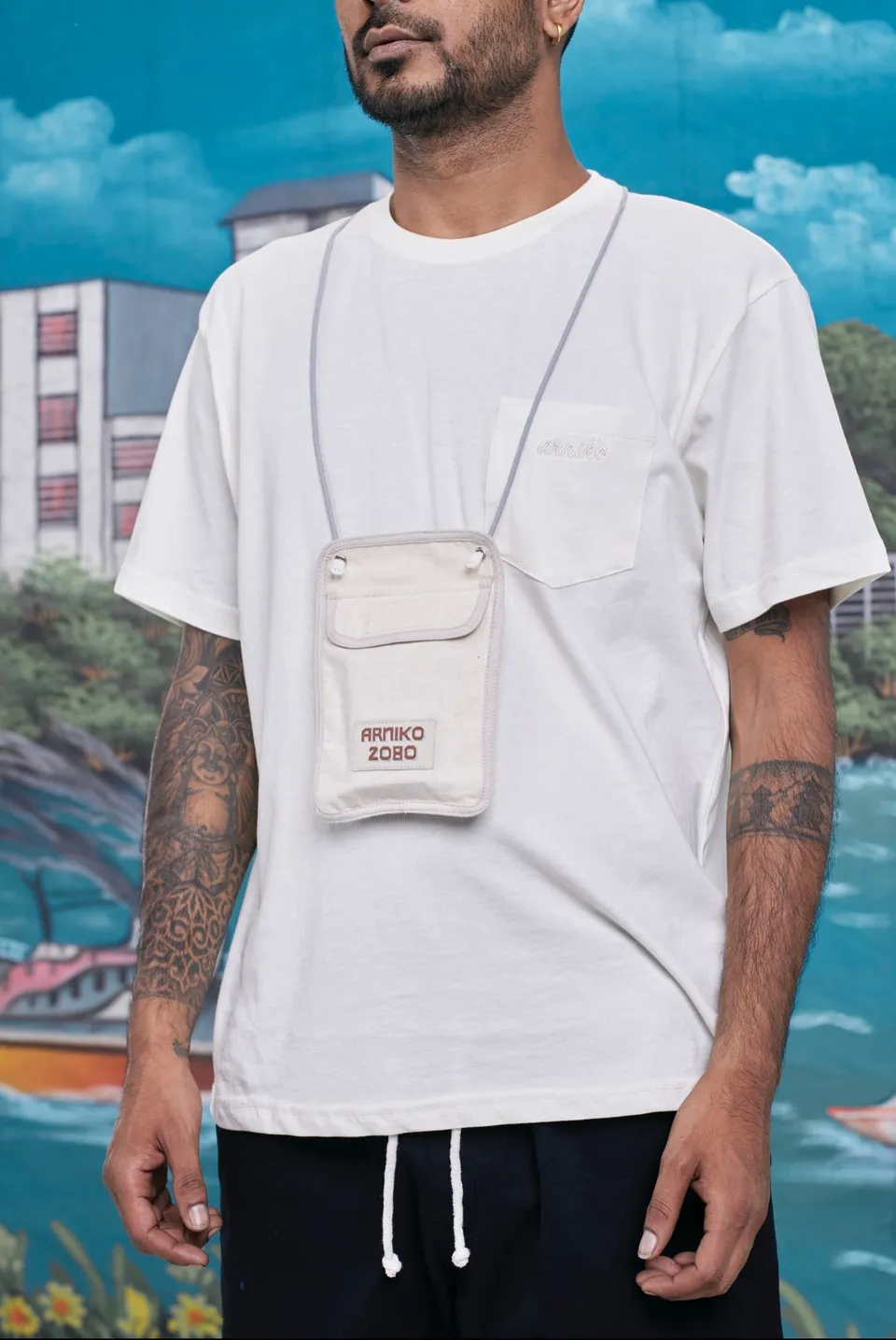 arniko-neck-pouch-umh-ngebeutel-off-white-baumwolle image 1