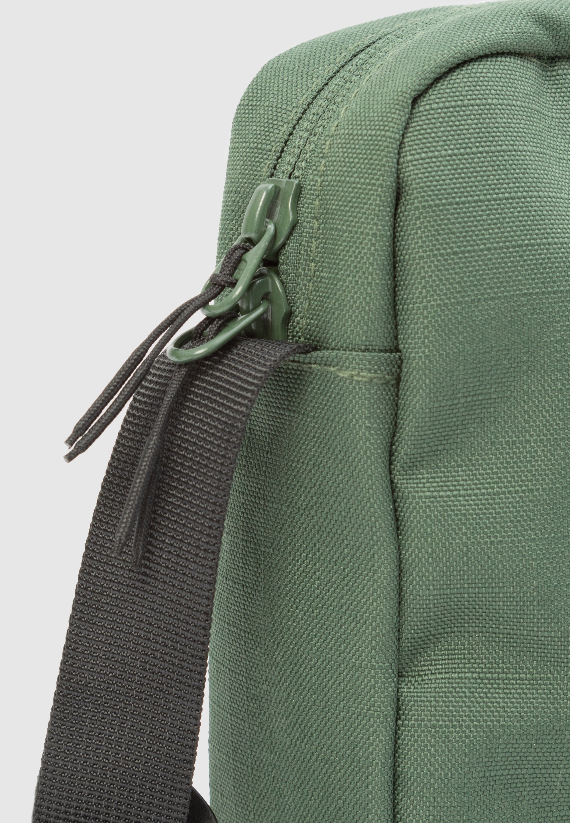 cleptomanicx-shoulder-bag-umh-ngetasche-os-recycelt-0-9l image 5