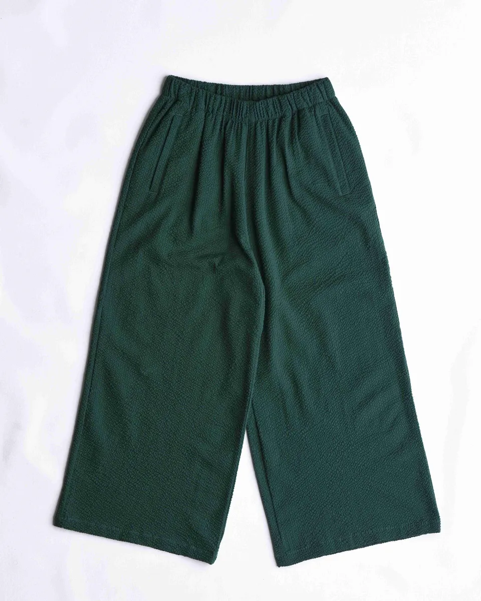 arniko-salome-hose-green-seersucker-damen-bio-baumwolle image 1