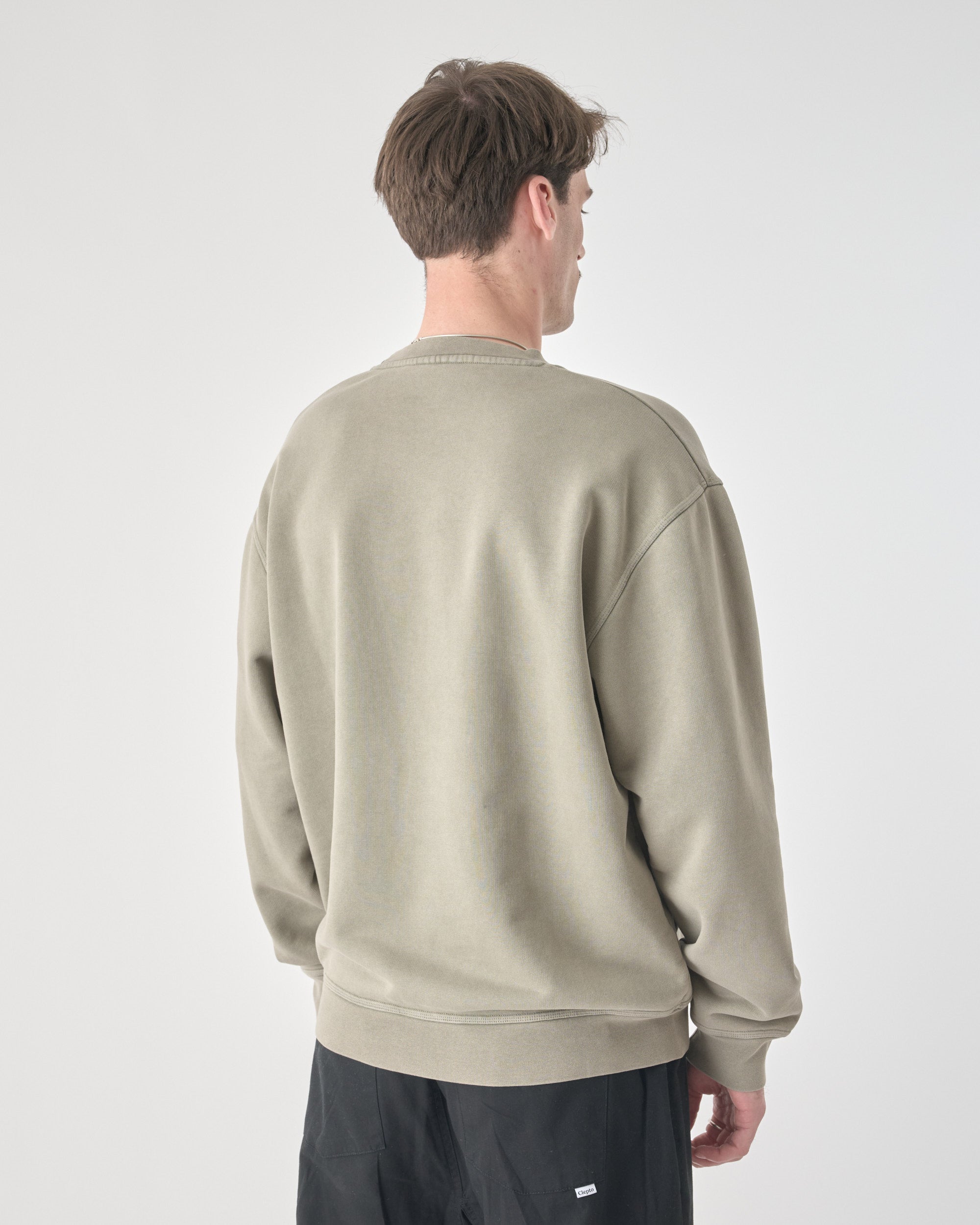 cleptomanicx-ligull-washed-boxy-crewneck-sweatshirt-gewaschen image 5
