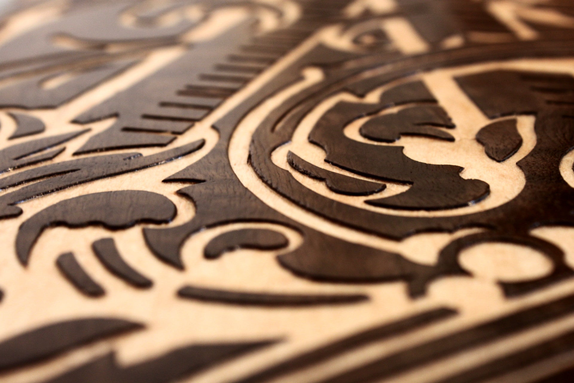 arniko-makalu-deck-insignia-skateboard-raucheiche image 2