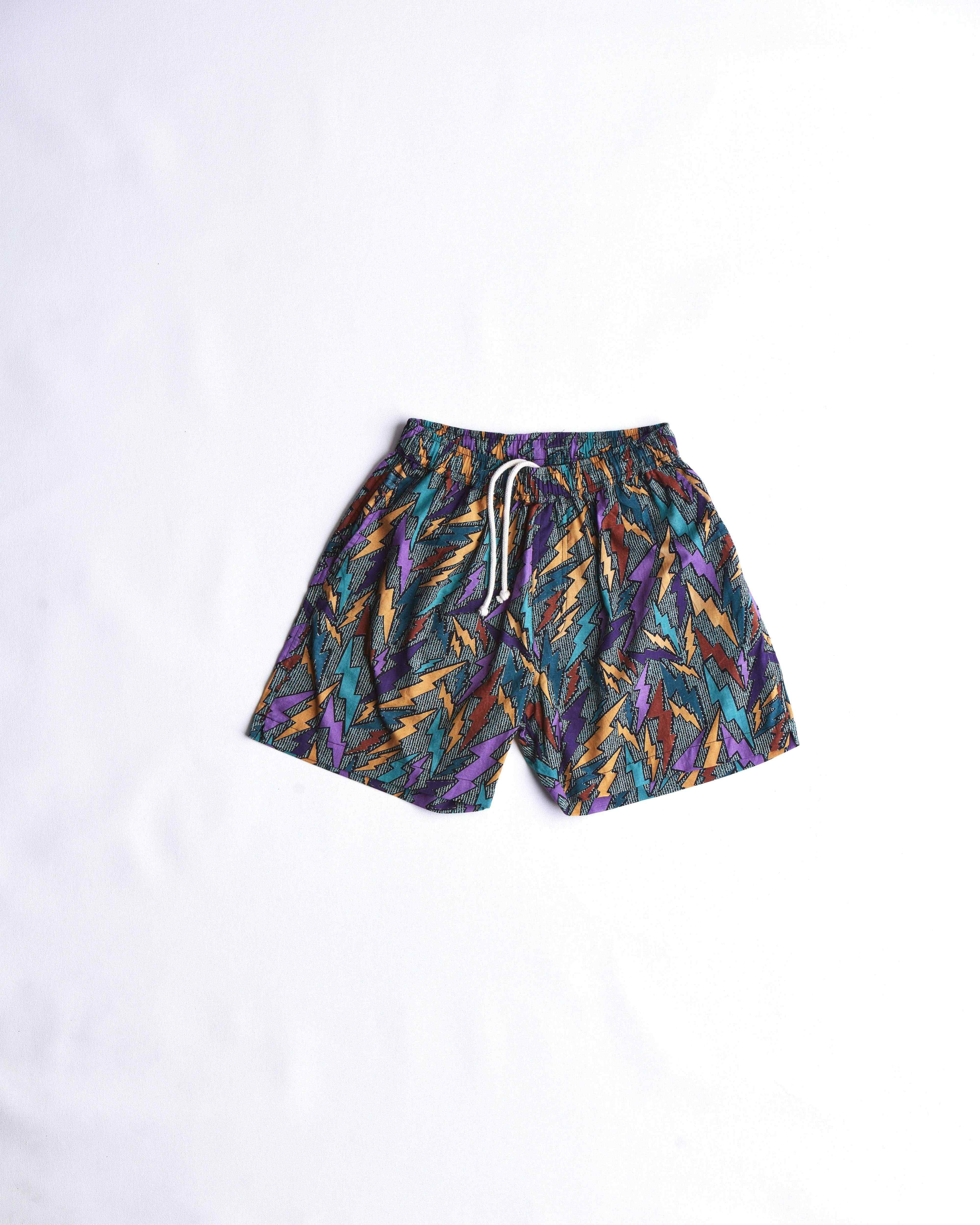arniko-rishi-shorts-thunder-retro-aus-livaeco image 1