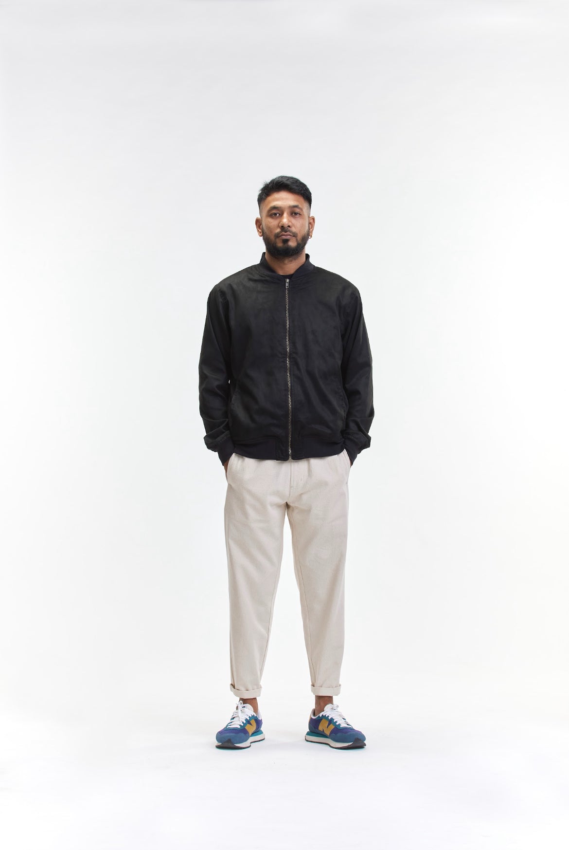 arniko-binam-black-suede-jacke-veganes-wildleder image 7