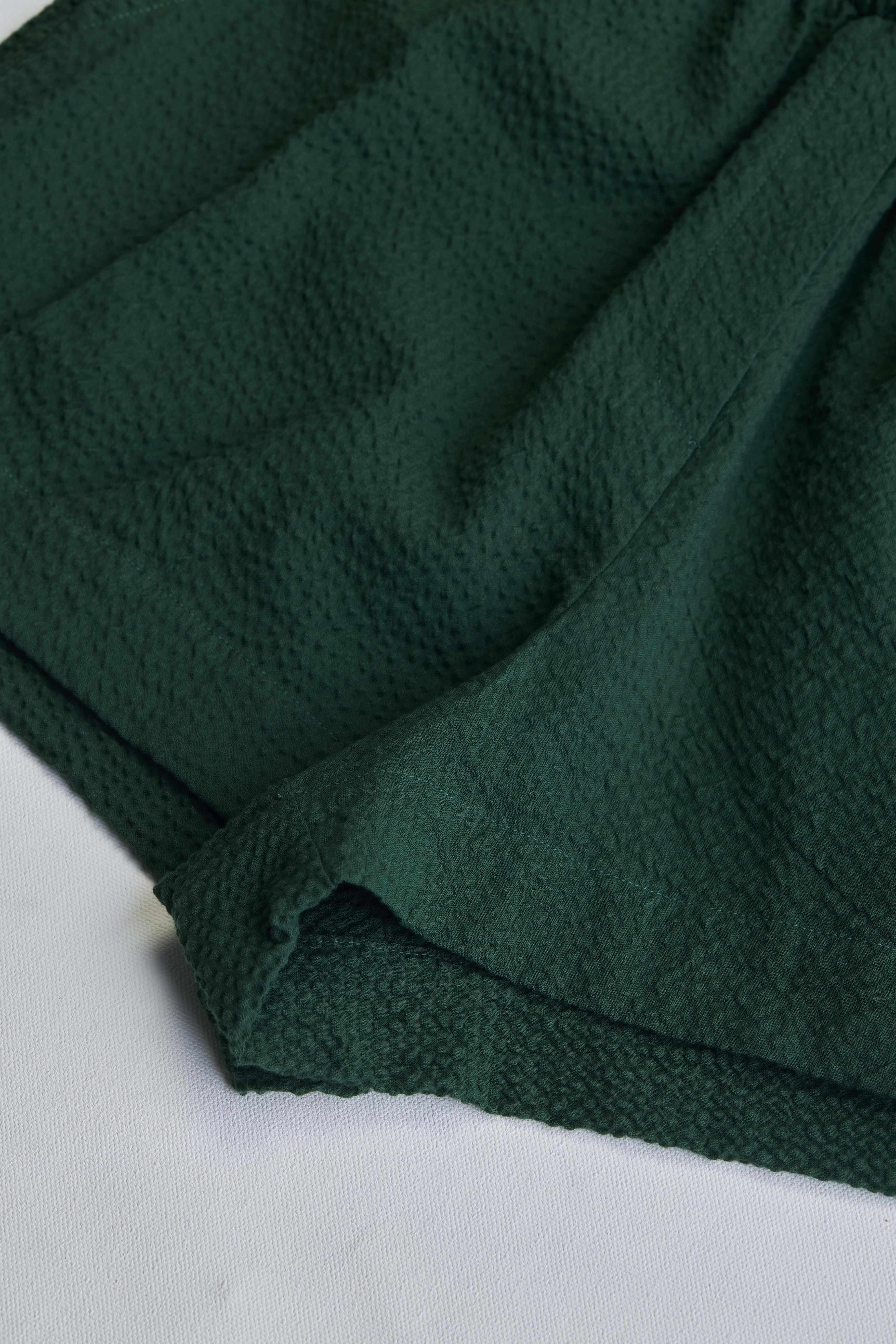 arniko-nuru-green-seersucker-shorts-damen-baumwolle image 4