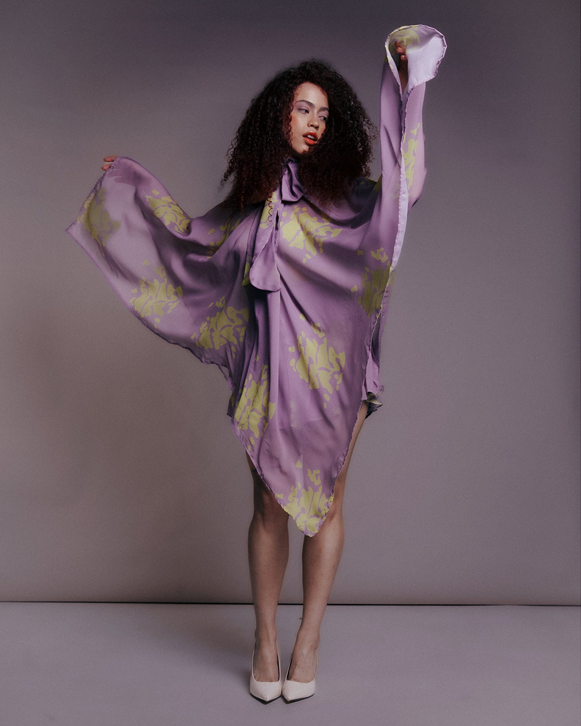 bloomers-lirio-poncho-chiffon-retro-print image 3