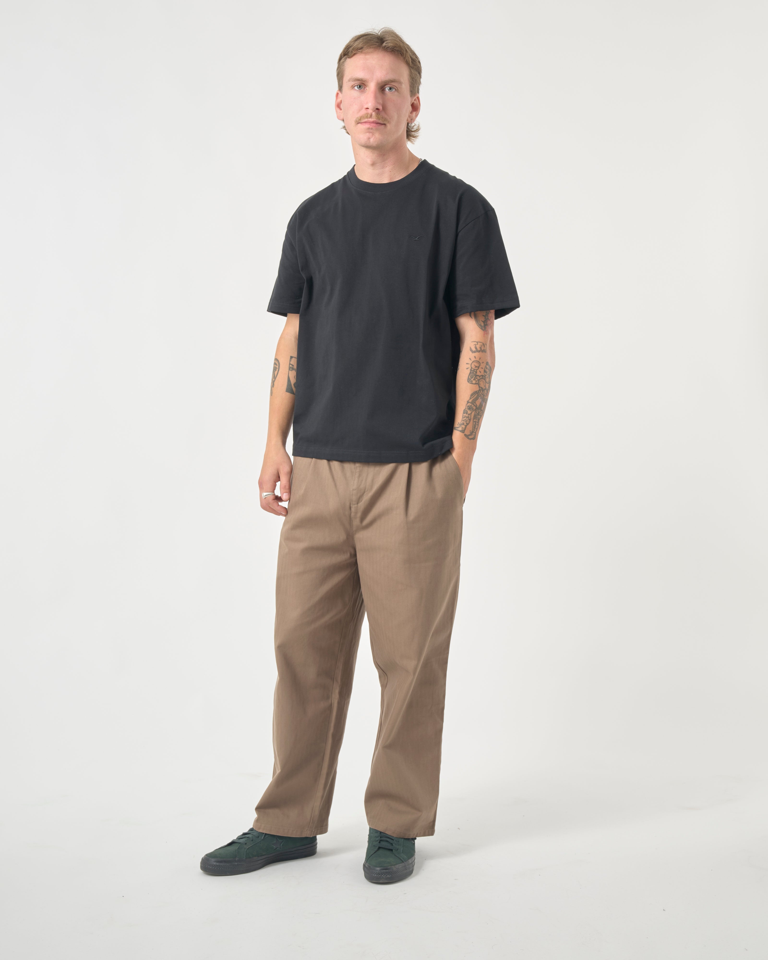 cleptomanicx-ligull-boxy-crop-tee-t-shirt-bio-baumwolle-3 image 2