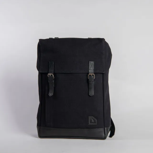 arniko-classic-backpack-all-black-rucksack-12l-laptop image 1