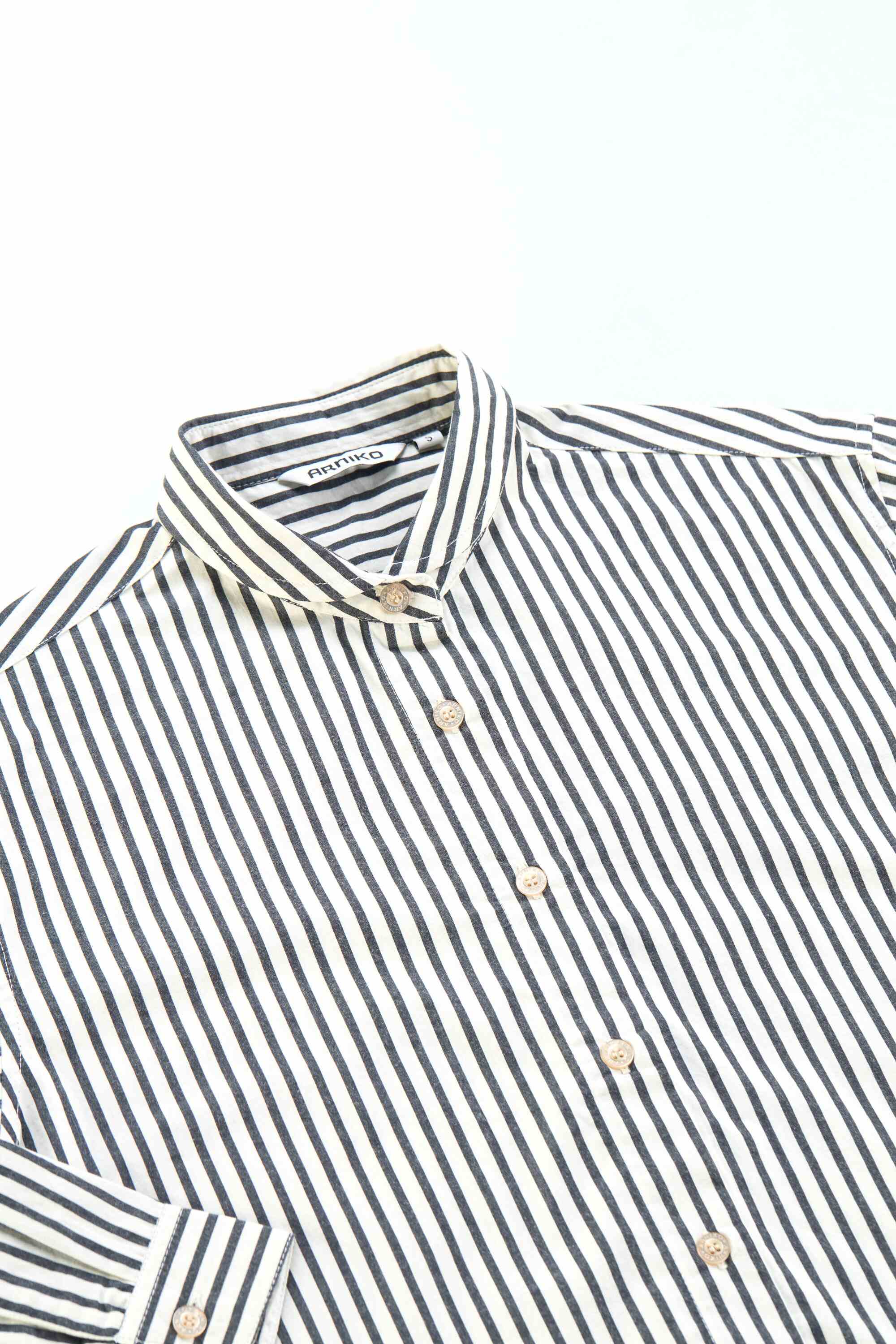 arniko-joesy-black-white-stripes-hemd-bio-baumwolle image 4