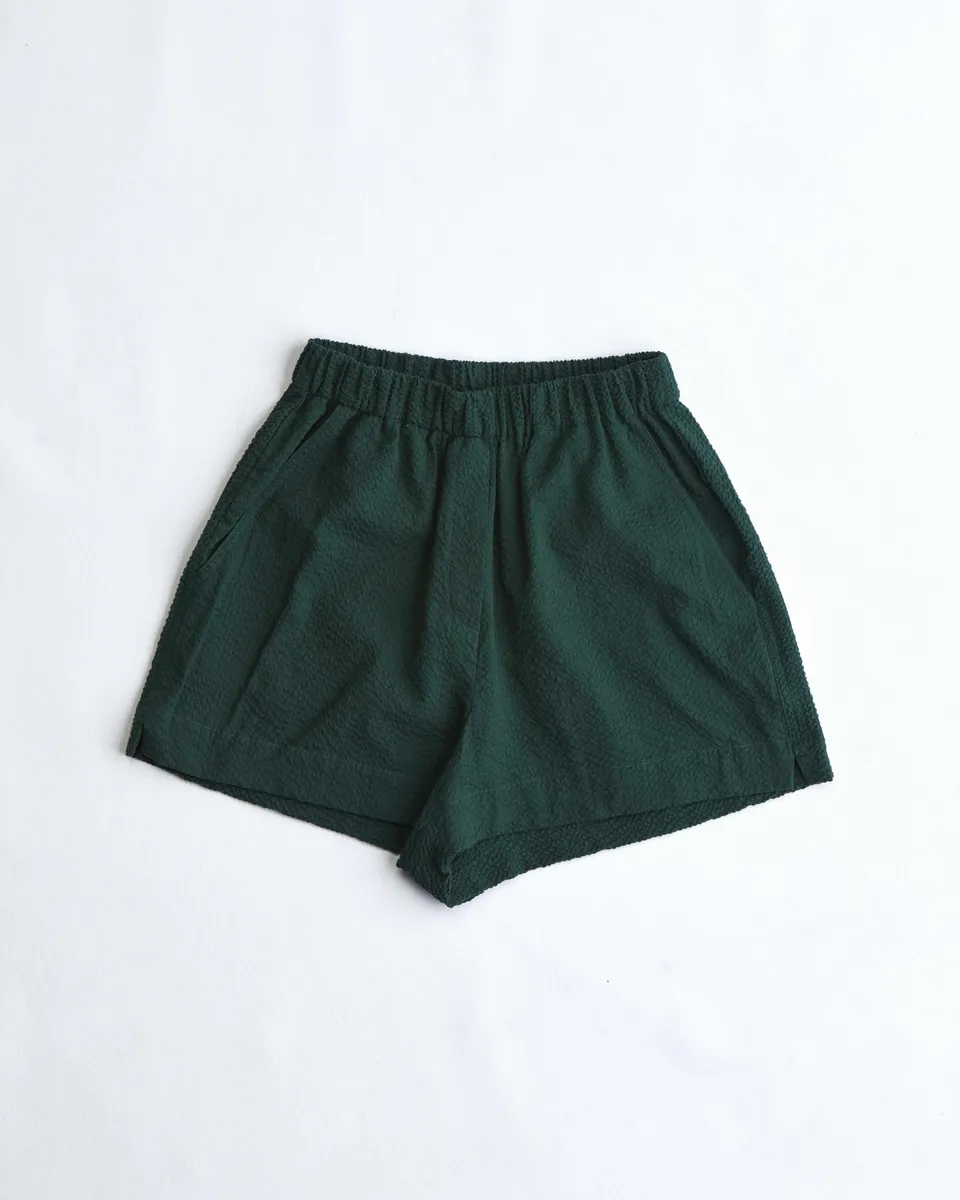 arniko-nuru-green-seersucker-shorts-damen-baumwolle image 1