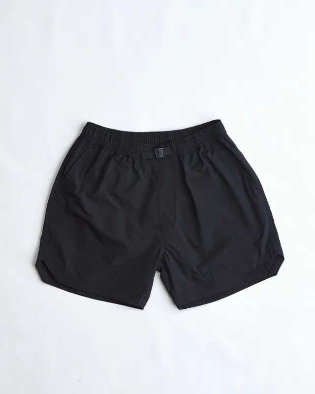 arniko-deepak-shorts-schwarz-recycled-herren image 1