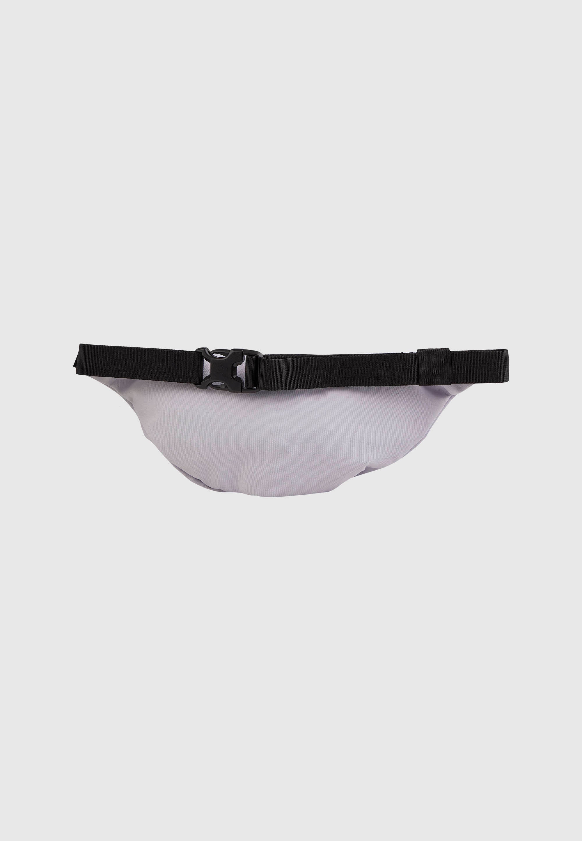 cleptomanicx-simplist-hipbag-bauchtasche-recycelt-1-5l-schwarz image 2