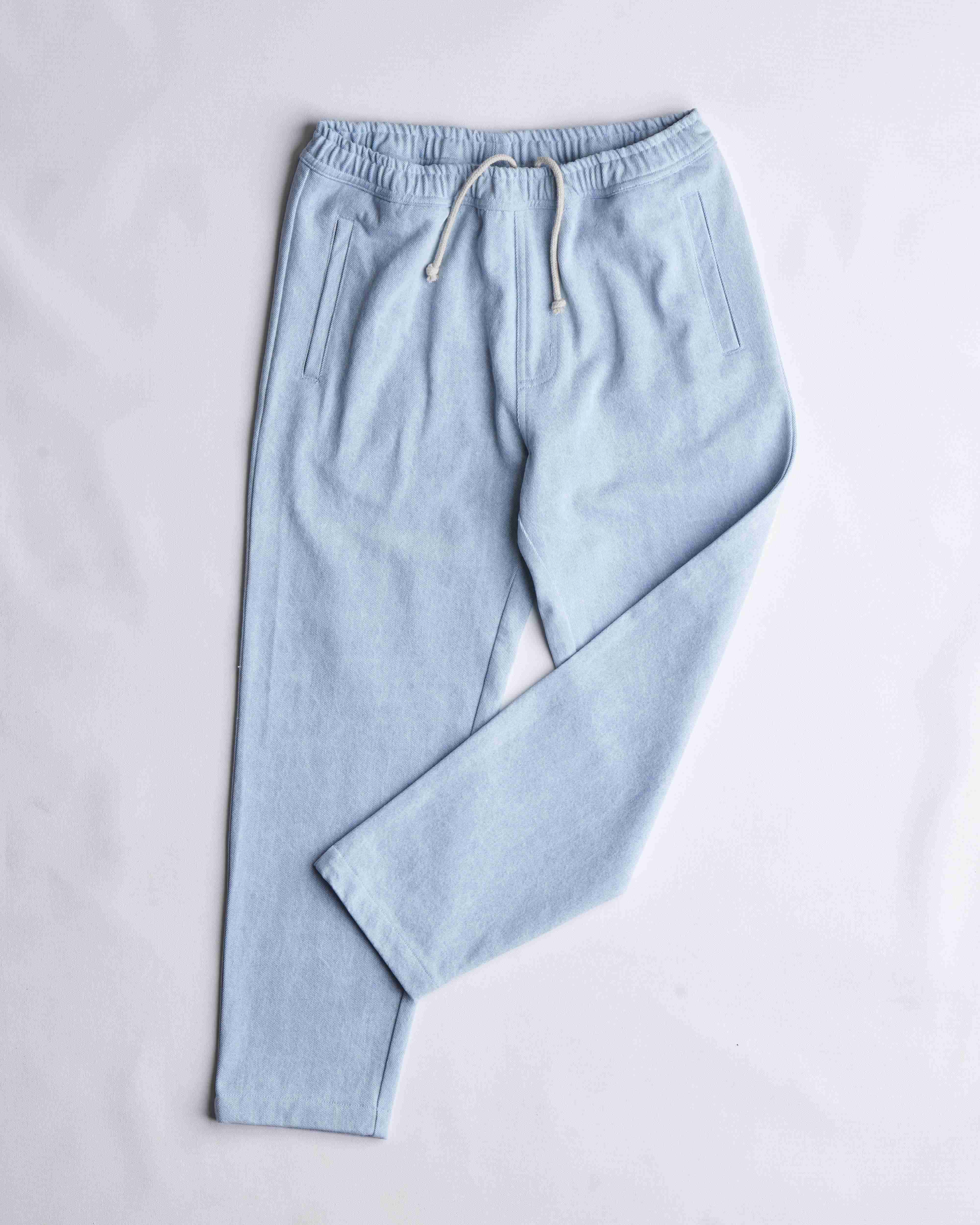 arniko-nigen-hose-light-blue-denim-aus-bio-baumwolle image 1