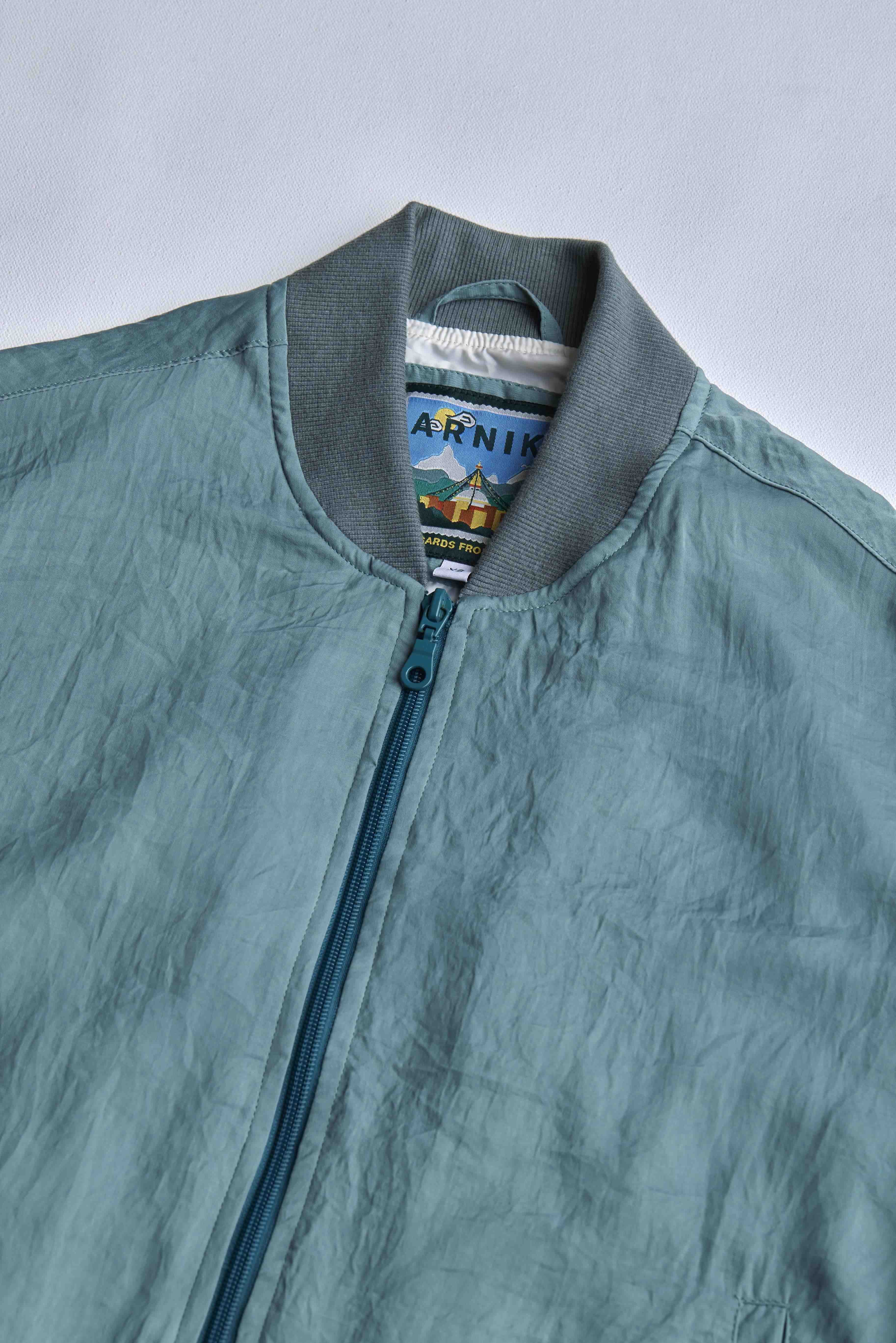 arniko-binam-green-satin-jacke-gr-n-satin image 2
