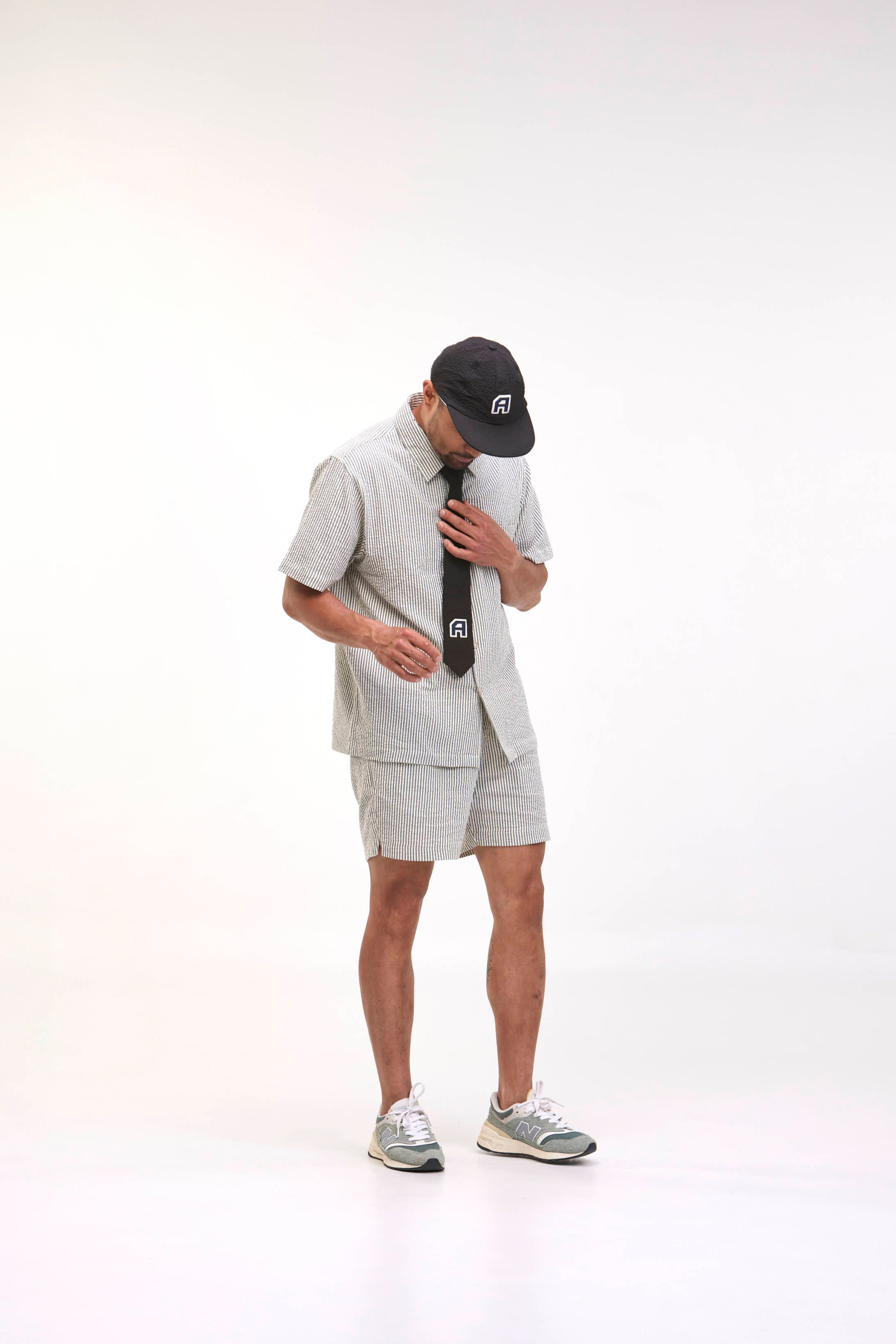 arniko-rishi-green-white-shorts-seersucker-retro image 5