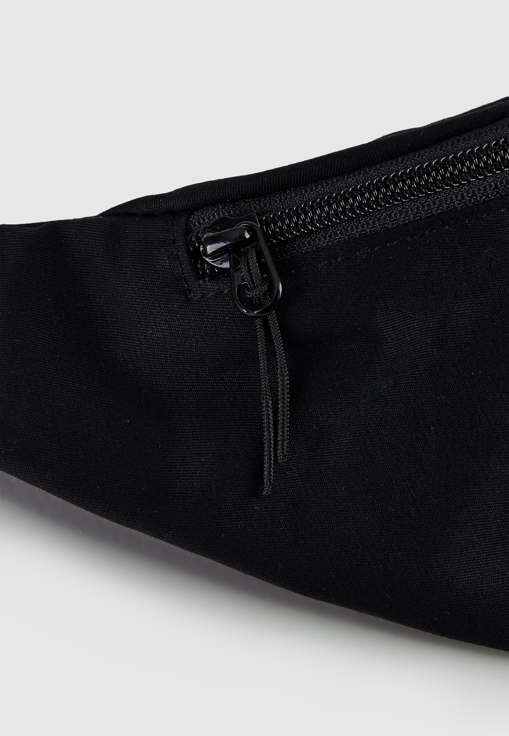 cleptomanicx-c-i-patch-hipbag-bauchtasche-1-5l image 3