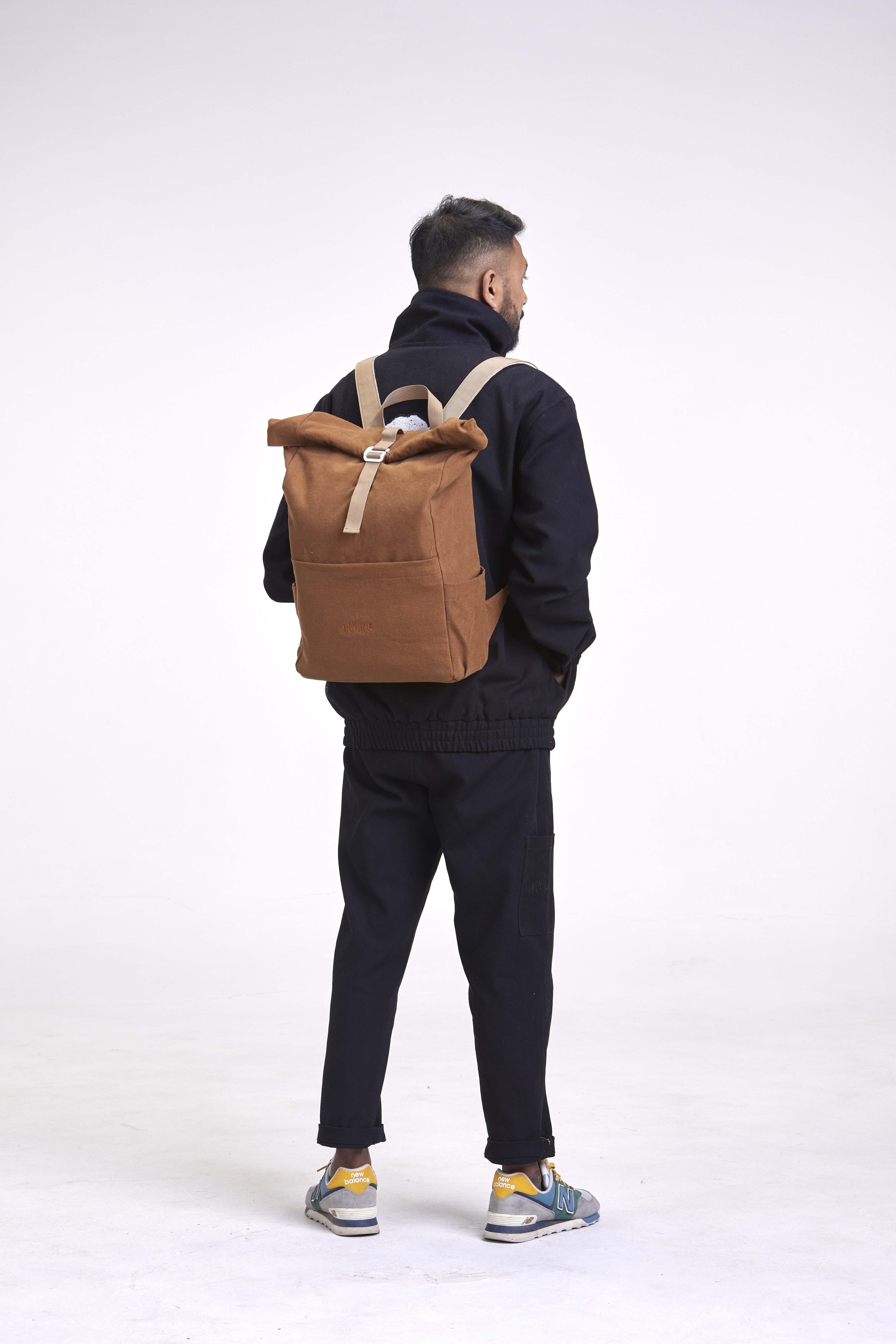 arniko-rolltop-rucksack-tawny-canvas-bio image 2