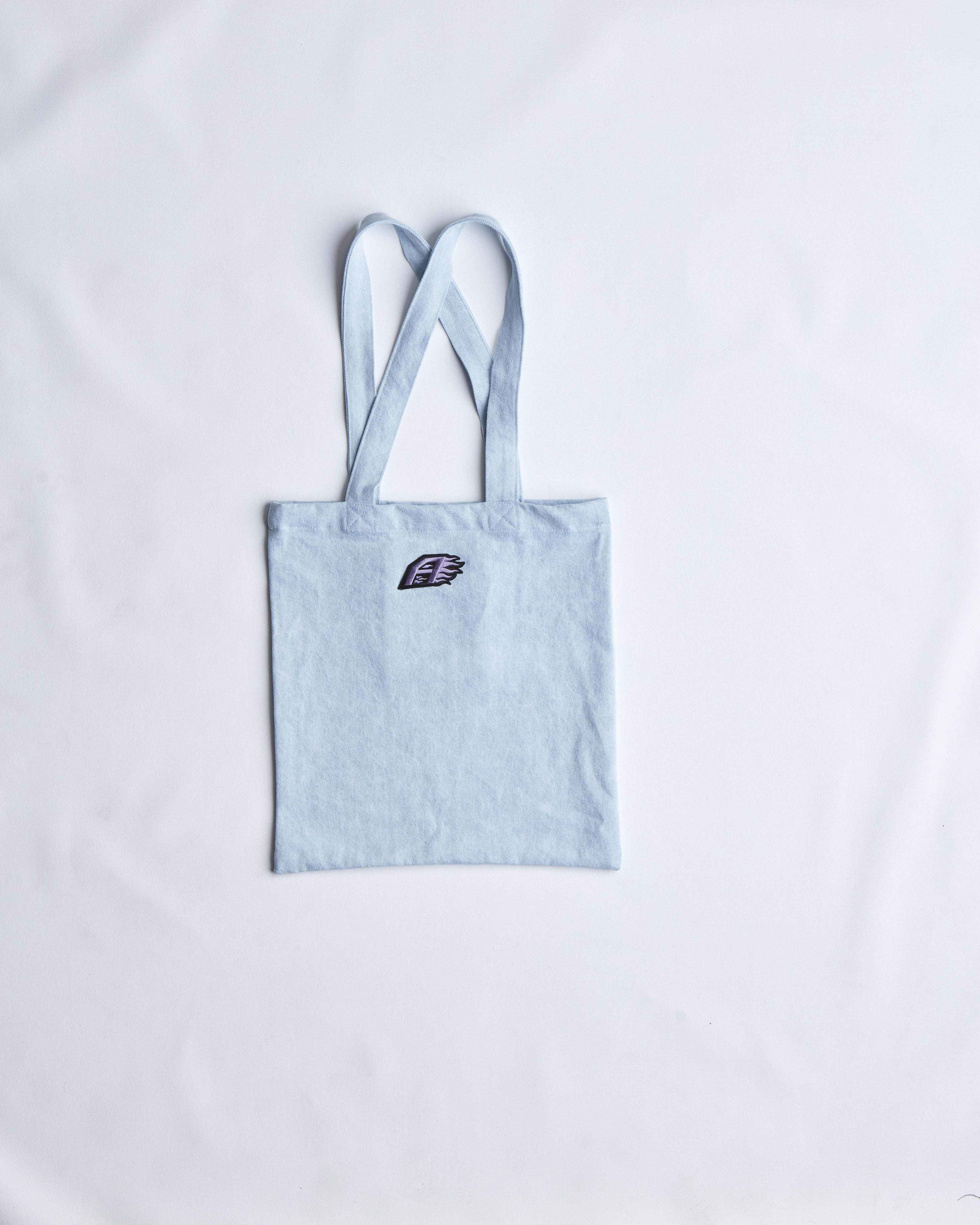 arniko-yama-tote-bag-light-blue-tasche-aus-denim image 1