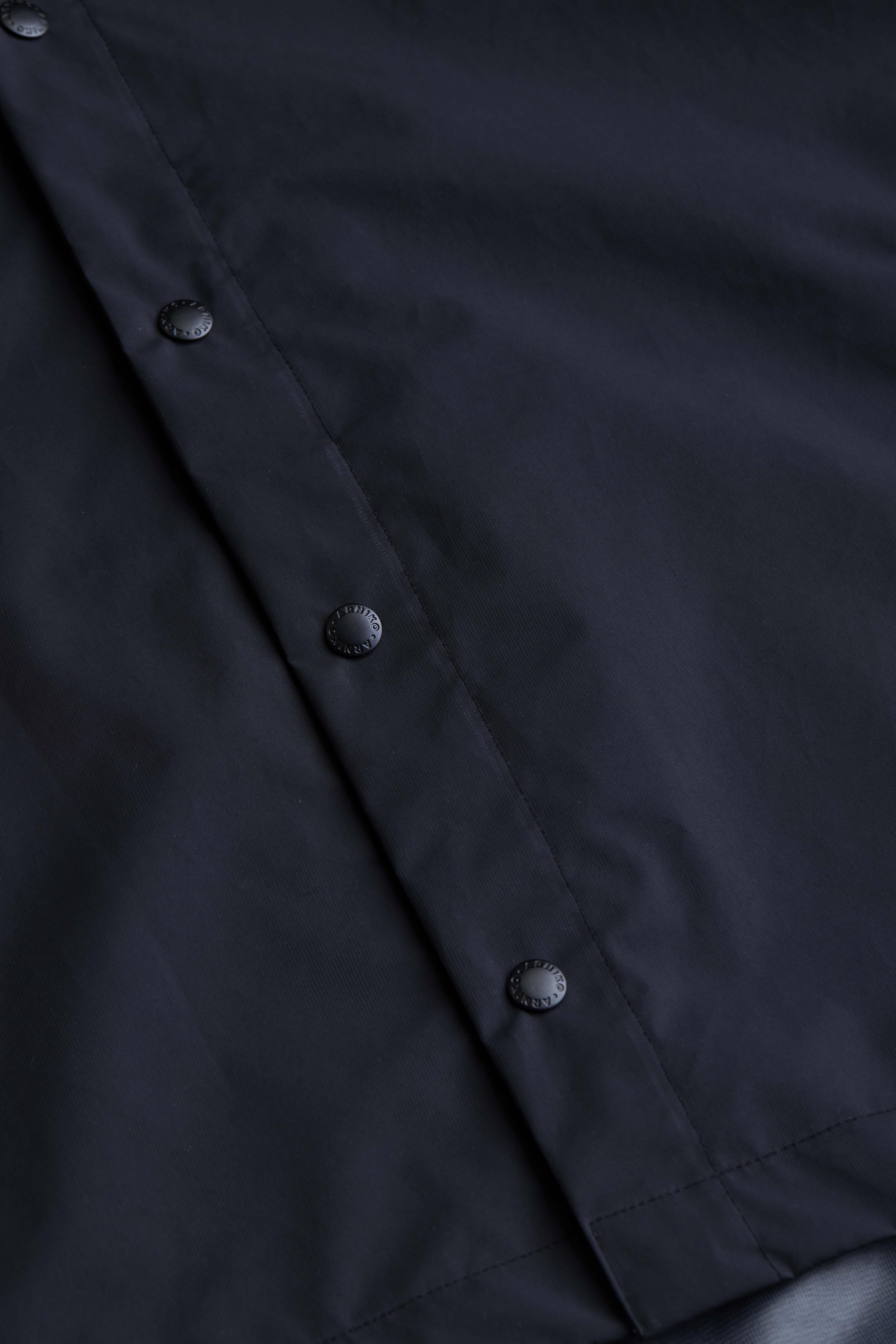 arniko-monsoon-jacke-black-regenjacke-wasserabweisend image 4