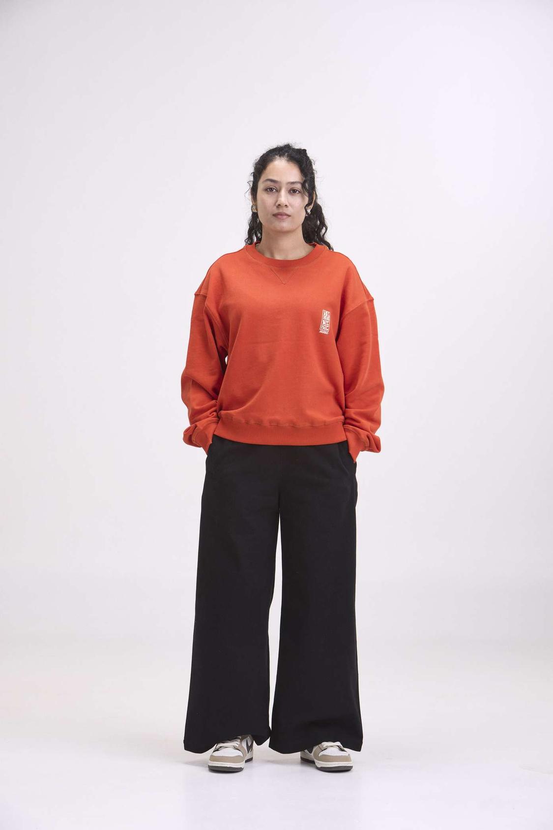 arniko-mustang-sweater-cropped-orange-damen-bio-print image 3