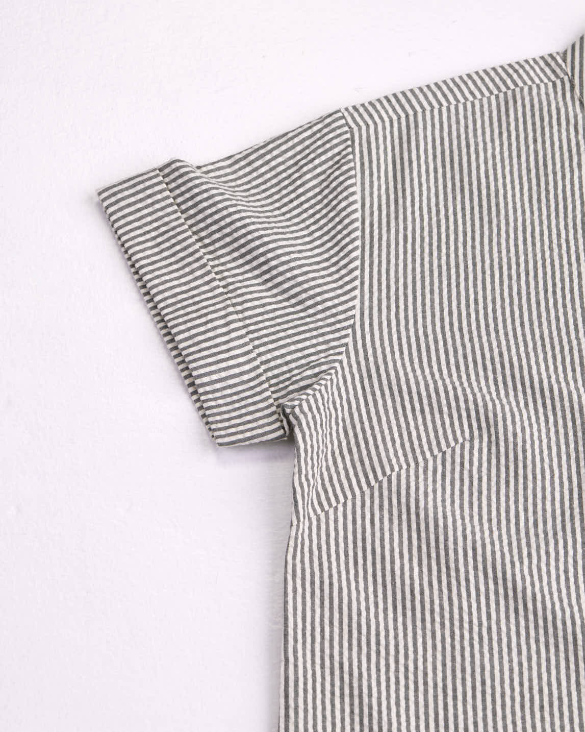 arniko-jo-kleid-gr-n-wei-seersucker-bio-baumwolle image 2